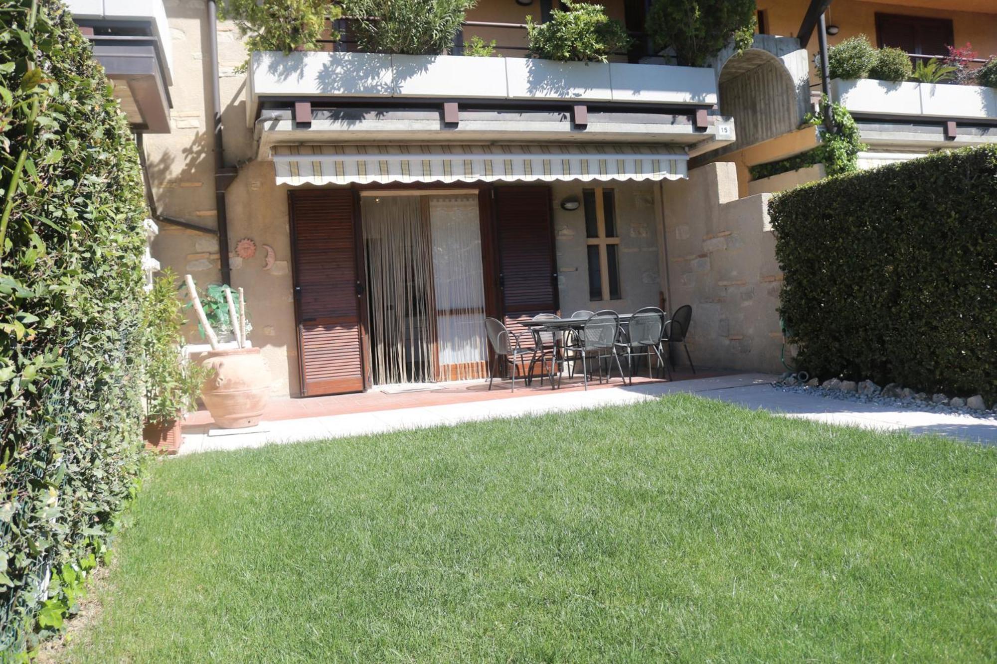 Apartment In Lazise - Gardasee 40851 Dış mekan fotoğraf